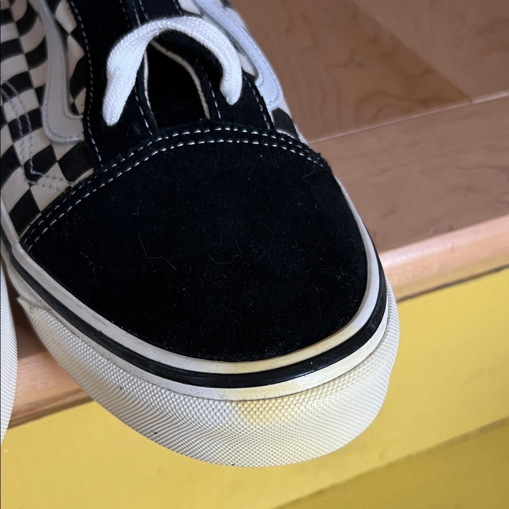 Vans Black and White Checkerboard Old Skool - Picture 9 of 10